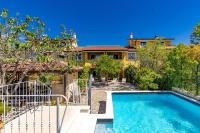 Pool and Garden Apartments Hortenzija - Chambres d'hôtes Kostrena
