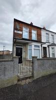 Modern 2BR Belfast Stay Sleeps 4 with Free Parking - Chambres d'hôtes Belfast