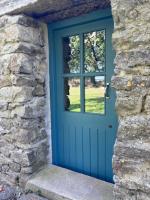 Romantic Countryside Retreat at Legan Castle Farmhouse with Hot Tub - Ferienwohnung Thomastown