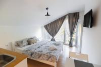 Studio mit Balkon