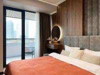 Studio Apartment with King Bed