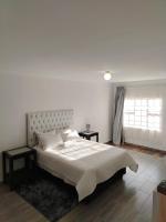 65 at Hawkins Street - B&B Richmond