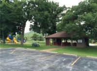 Awesome Lakehouse Unit at the Holiday Island Lodge - B&B Holiday Island
