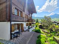 MOM - Alpine Boutique Apartments, Chalet Fagus, Terrace Studio - Chambres d'hôtes Grindelwald