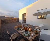 Coté House Lajares - Casa Independiente con Jardín - Chambres d'hôtes Lajares
