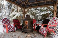 Vail Haven Oasis Hot Tub, Fire Pit & Comfy Beds - B&B Girdwood