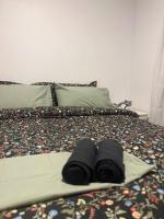 Beautiful house 4 bedroom 2 Bathroom, Free Parking - Ferienwohnung Laval