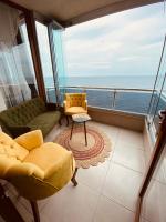 Appartamento con 3 Camere da Letto e con Balcone