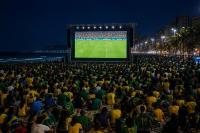 Apto Com Sacada TELÃO NA ORLA PARA A COPA 2026 - Ferienwohnung Praia Grande