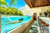 Villa 240m2 - 16 persons - 6 rooms - 2 swimming Pool - 3 Jacuzzis - B&B Tulum