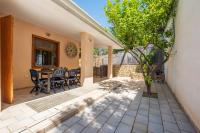 Art Villa Orchidee Piscina con Vista Mare - Sardegna - B&B Capitana