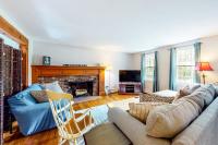 Dream Dennis Getaway - B&B Town House