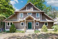 The Treehouse - B&B Thompsonville