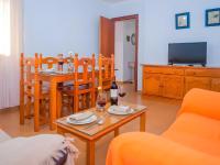 Moderno Apartamentos con Garaje Balcones y Aire solo familias y parejas - Chambres d'hôtes Conil de la Frontera