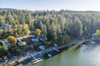 Lakefront Cabin with Private Beach and Dock - B&B Rathdrum