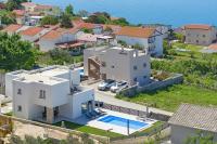 Villa Charlotta, sea view , pool, near beach - Bed and Breakfast Rtina
