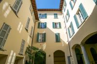 Como Center Apartments - Chambres d'hôtes Côme