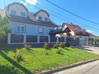 Green Dream Apartment 4 persons free sauna - B&B Miskolc