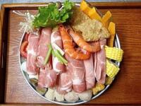 Sun Moon Bed& Breakfast 日月民宿 - B&B Wulai District
