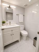 Parkside luxury suite and EV station - B&B Jenkintown