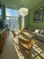Apartment With Design Classics In Sydhavn - Ferienwohnung Kopenhagen