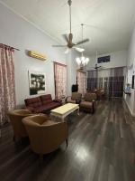 Casa 80Niner A' Famosa Homestay - Ferienwohnung Kampung Balik Mungkar
