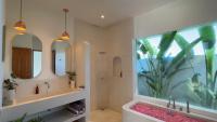 Eden Cemagi Villa - 2 BR with Pool and Near to Beach - B&B Semege