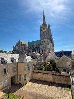 Vue imprenable sur la Cathédrale, cœur de Chartres - B&B Chartres
