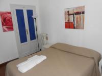 Dreibettzimmer mit Gemeinschaftsbad