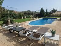 Villa Marovi Bonalba - Bed and Breakfast Alicante