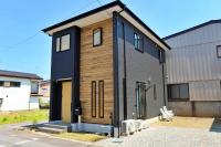 Bacolod Wonder A B whole house rental for 6 people - Chambres d'hôtes Nikkō