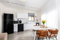 Apartment mit 2 Schlafzimmern und Balkon