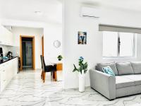 R1 Modern Apartment 300m from Santa Maria Beach - Bed and Breakfast Santa Maria
