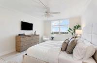 Oceanfront 2 Bedroom Condo with Sunset Views - Chambres d'hôtes Fort Lauderdale