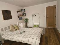 5 Bed -Sleeps 7 -New Build -Detached Property - Ferienwohnung Ramsgate