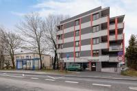 Industrial Apartment Fredry with Parking by Noclegi Renters - Ferienwohnung Krakau