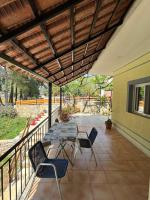 Yllis Rooms - B&B Himarë