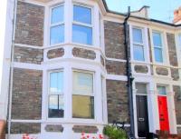 Bright King Room in Southville Home, Central Location - Chambres d'hôtes Bristol