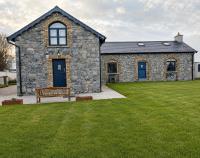 Cozy Countryside Schoolhouse in Mullingar - Ferienwohnung Collinstown