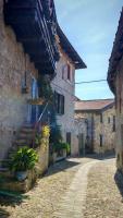 Casa Rosa nel borgo di Linzanico - B&B Abbadia Lariana