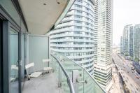 Gorgeous 2 Bedroom 2 Bath Condo in the Heart of Downtown - Chambres d'hôtes Toronto