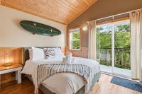 A Shore Thing- Spring Cove, Water View, Hike! - B&B Ucluelet