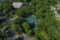 22 Mile Marker! Indoor/Outdoor Pools, Hot Tub! New - Chambres d'hôtes Osage Beach