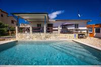Pool Apartments Franko - Shared Pool - B&B Ližnjan