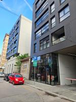 West Side99 Apartment - The Absolute Center & Free Parking - Chambres d'hôtes Niš