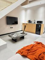 Loft stylish one bedroom- Masaki - Ferienwohnung Daressalam