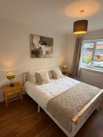 5 bedroom House FREE parking central sleeps 8 - B&B Bury St Edmunds