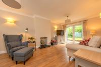 Stylish Family Retreat by Tettenhall Green - Pass the Keys - Chambres d'hôtes Wolverhampton