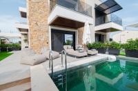 Trithiron Luxury Villas - B&B Néa Moudhaniá