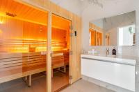Sacré-Coeur Modern 4BD with sauna for 10 guests! - B&B Parigi